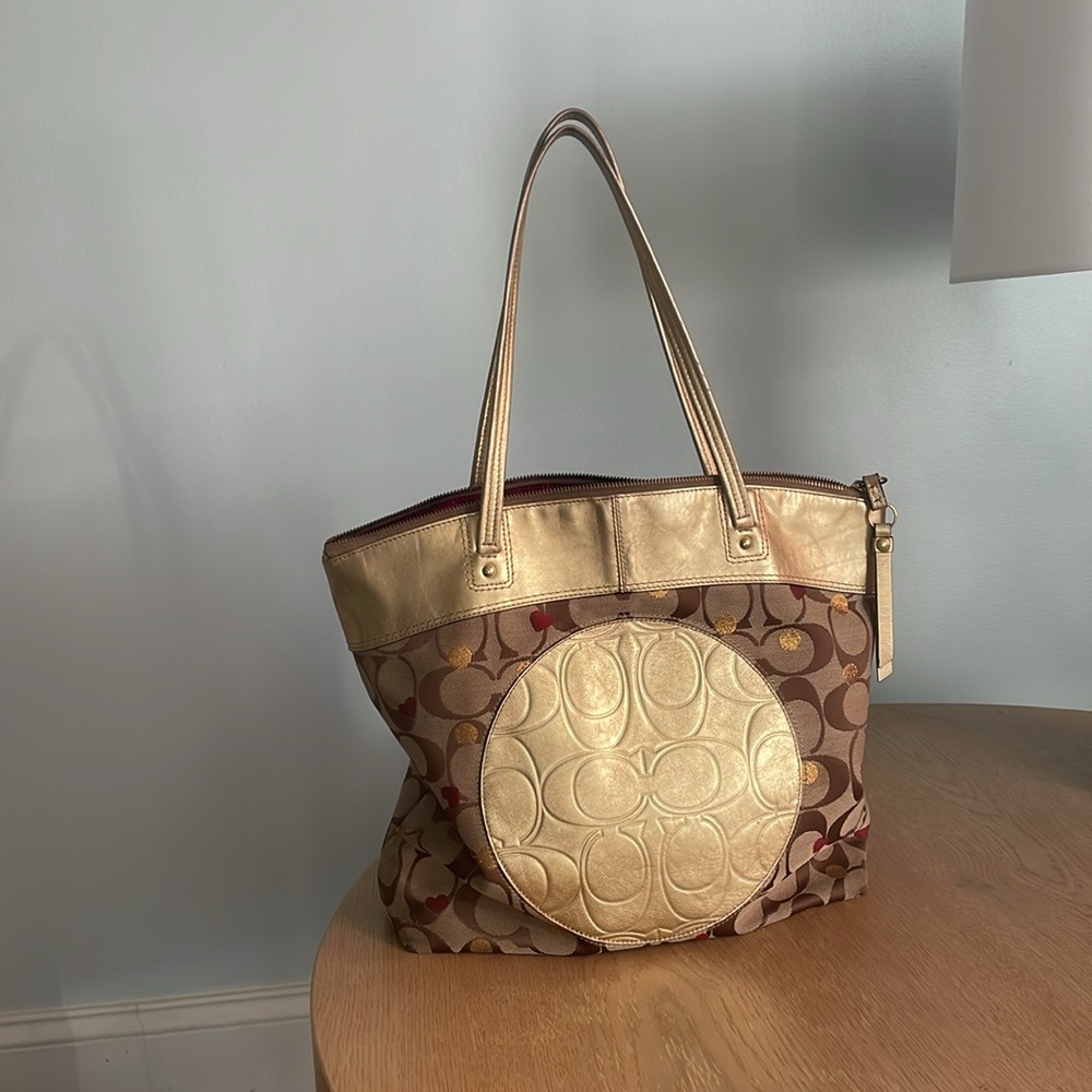 Coach Logo Canvas Metallic Gold Secret Admirer Laura Tote. F18870 Authentic